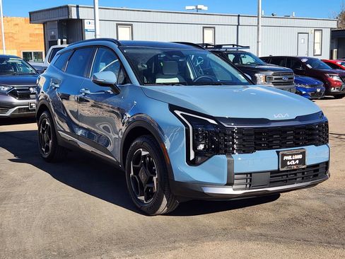 Certified 2026 Kia Sportage EX image 3