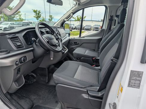 Used 2024 Ford Transit 250 Low Roof w/ Exterior Upgrade Package RWD image 13