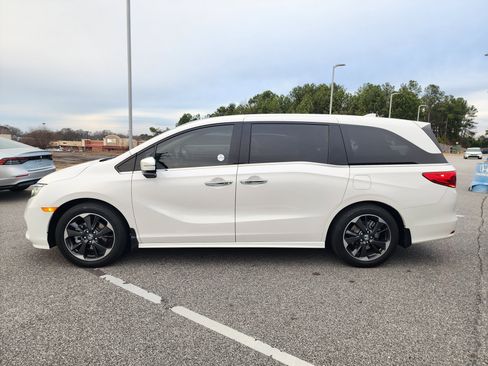 Certified 2024 Honda Odyssey Elite image 8