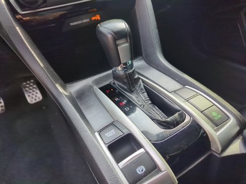 Used 2020 Honda Civic Sport image 15