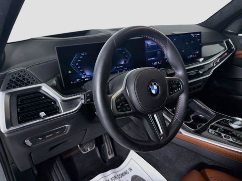 Used 2026 BMW X7 M60i AWD/4WD image 9