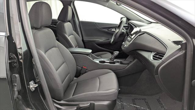 Used 2023 Chevrolet Malibu LT FWD image 21