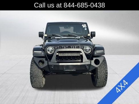 Used 2018 Jeep Wrangler Unlimited Rubicon w/ Dual Top Group image 2