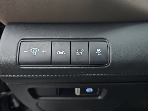 Used 2023 Hyundai Santa Fe Limited image 30