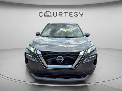 Certified 2023 Nissan Rogue SV FWD image 10