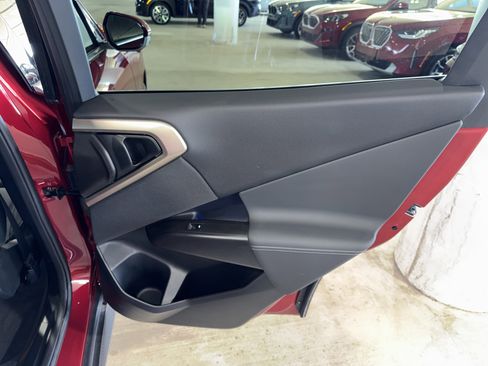 Certified 2025 BMW X3 xDrive30i image 11