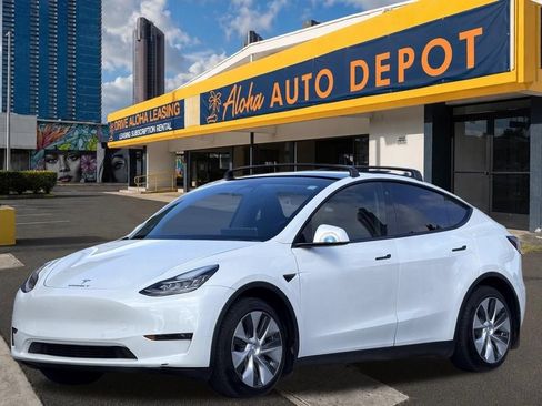 Used 2020 Tesla Model Y Long Range AWD/4WD image 1