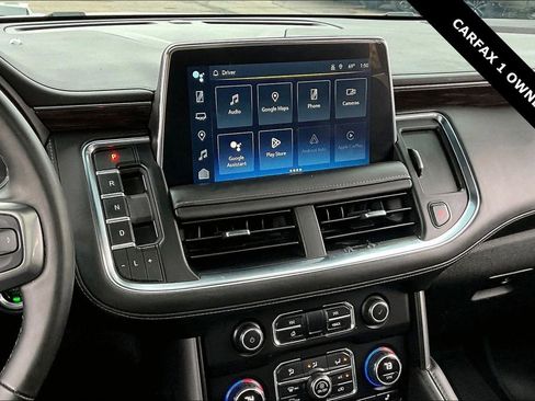 Used 2024 Chevrolet Suburban Z71 w/ Luxury Package image 9