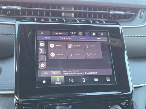 New 2025 Jeep Grand Cherokee L Laredo image 9