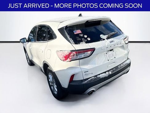 Used 2020 Ford Escape SE image 6
