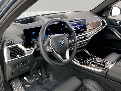 Used 2025 BMW X5 xDrive40i w/ Premium Package AWD/4WD image 17