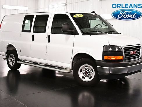 Used 2025 GMC Savana 2500 w/ Driver Convenience Package RWD image 1