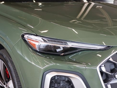 New 2026 Audi SQ5 Premium Plus image 25