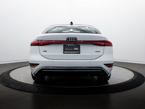 Certified 2025 Audi A6 e-tron Premium Plus w/ Premium Plus AWD/4WD image 19