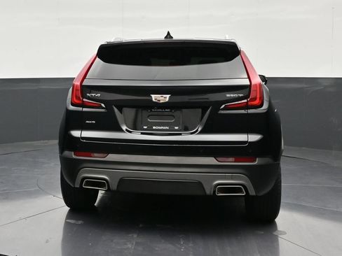 Used 2022 Cadillac XT4 Premium Luxury w/ Safety Alert Package AWD/4WD image 4