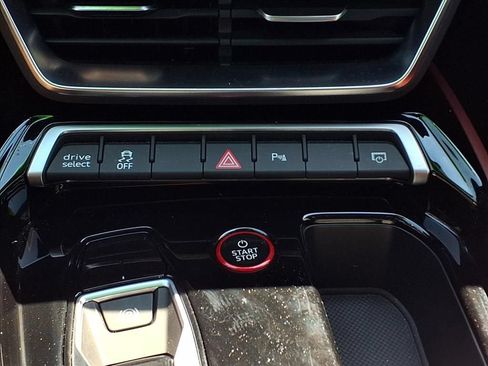 Used 2024 Audi e-tron GT Premium Plus AWD/4WD image 19