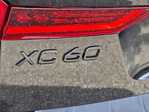 New 2026 Volvo XC60 B5 Ultra w/ Protection Package Premier image 11
