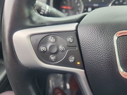 Used 2023 GMC Terrain SLT w/ Infotainment Package II image 21