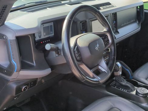 Used 2023 Ford Bronco Black Diamond image 10
