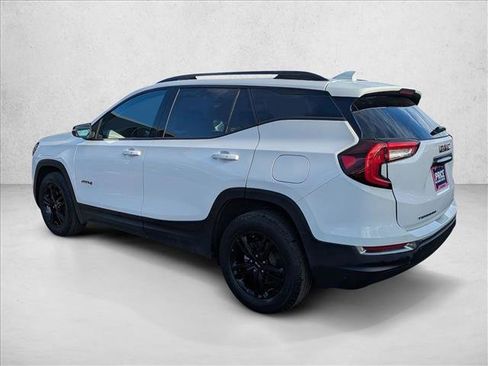 Used 2023 GMC Terrain AT4 image 8