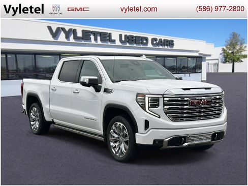 Used 2024 GMC Sierra 1500 Denali w/ Denali Reserve Package image 1