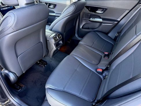 New 2026 Mercedes-Benz GLC 300 image 21