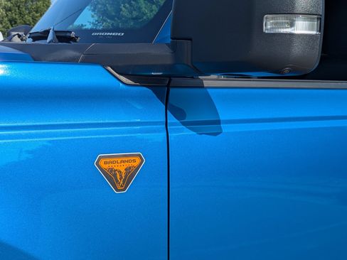 Certified 2025 Ford Bronco Badlands AWD/4WD image 12