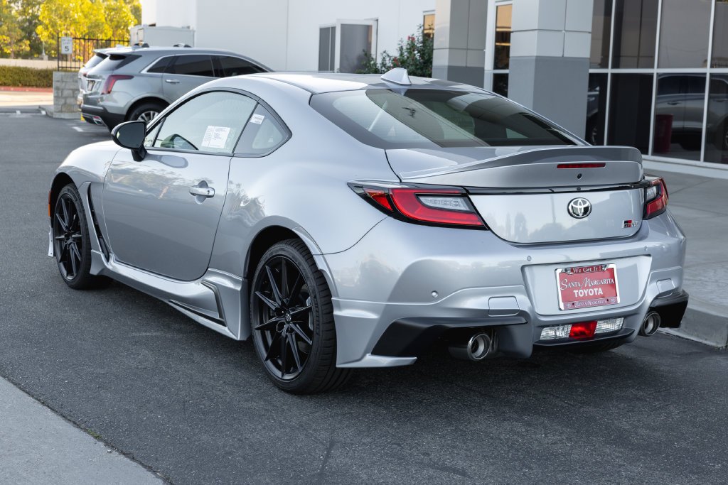 New 2027 Toyota GR86 Premium w/ GR Aero Kit RWD image 7
