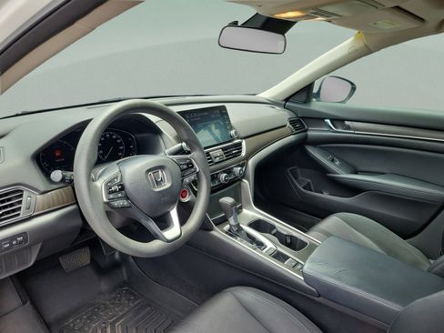 Used 2018 Honda Accord EX image 16