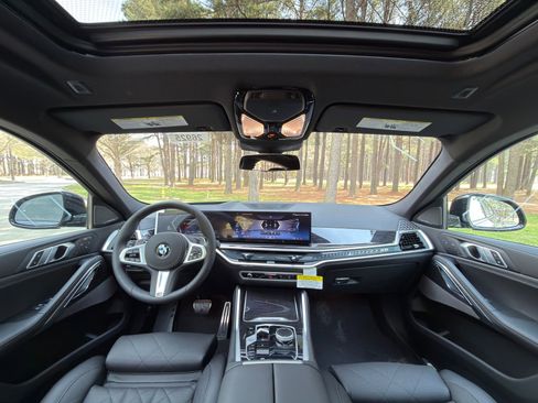 New 2026 BMW X6 xDrive40i AWD/4WD image 2