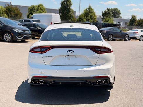 Used 2019 Kia Stinger Premium RWD image 11