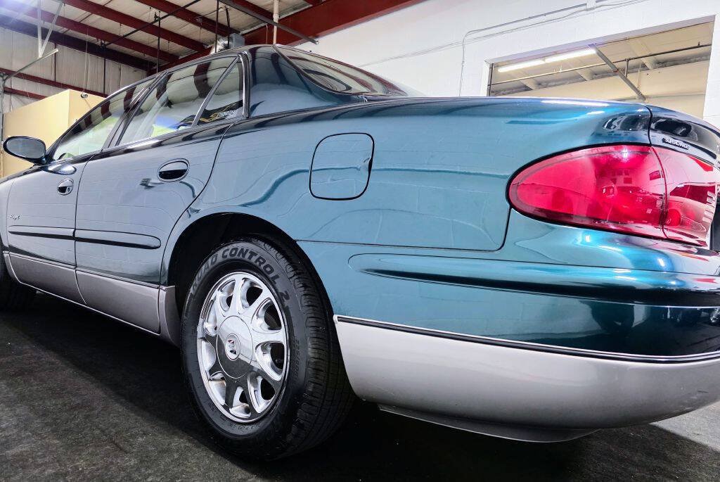 Used 2000 Buick Regal GS w/ GSE Pkg FWD image 36