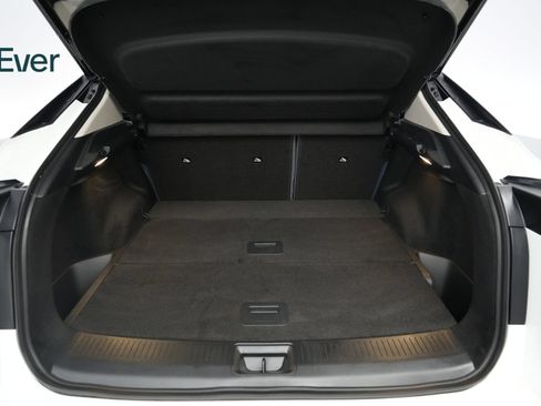 Used 2024 Nissan Ariya AWD image 8