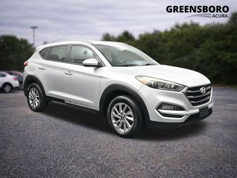 Used 2016 Hyundai Tucson SE w/ Option Group 02 AWD/4WD image 1