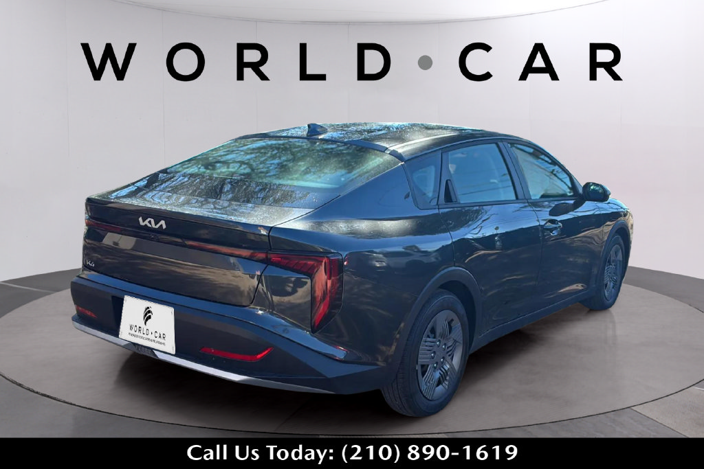Used 2026 Kia K4 FWD image 5