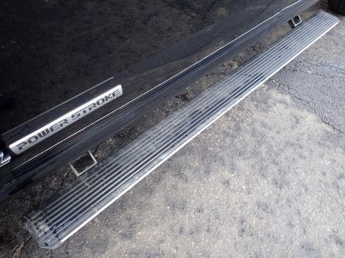 Certified 2022 Ford F350 Platinum w/ FX4 Off-Road Package image 14