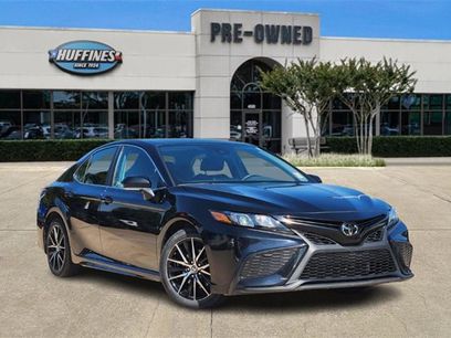 Used 2024 Toyota Camry SE
