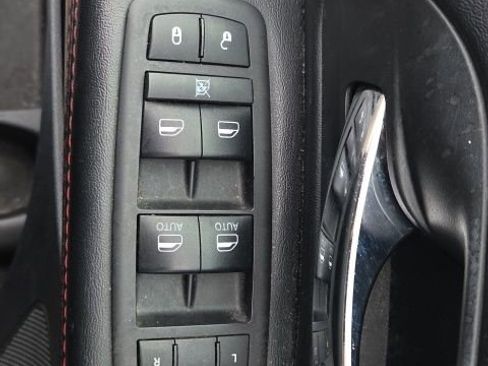 Used 2019 Dodge Grand Caravan GT FWD image 23