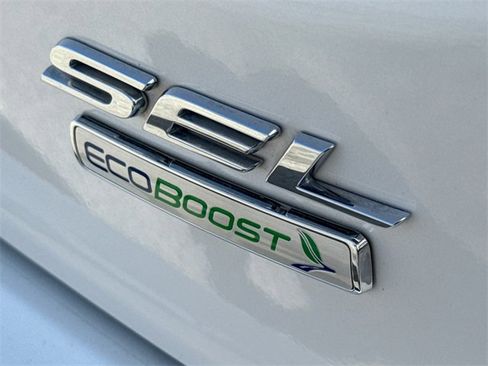 Used 2019 Ford Edge SEL w/ Equipment Group 201A image 10