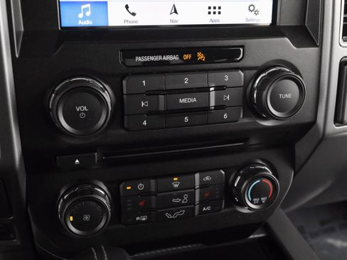 Used 2018 Ford F150 XLT w/ Equipment Group 302A Luxury image 18