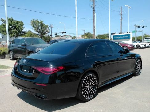 Used 2024 Mercedes-Benz S 580 4MATIC Sedan w/ AMG Line image 8