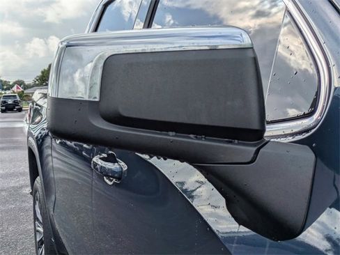 Used 2021 GMC Sierra 1500 SLE w/ Preferred Package image 10