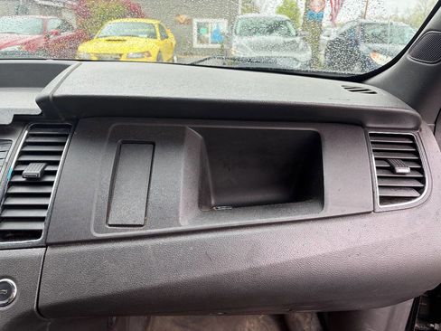 Used 2014 Ford Taurus Police Interceptor AWD w/ 2-tone Vinyl Package #1 image 15