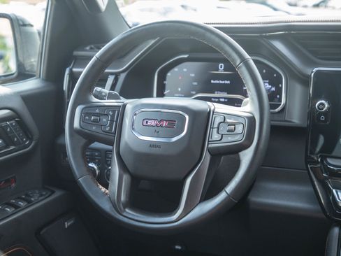 Used 2024 GMC Sierra 1500 AT4 w/ Technology Package AWD/4WD image 14