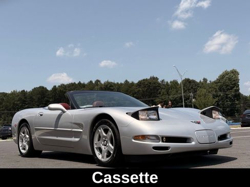 Used 1999 Chevrolet Corvette Convertible w/ Memory Pkg image 6