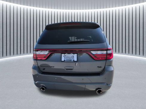 Used 2022 Dodge Durango R/T w/ Blacktop Package image 7