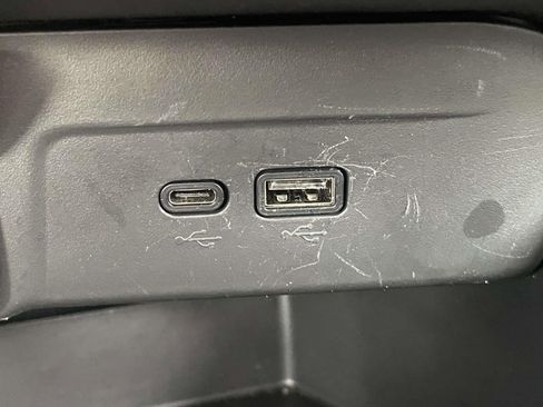 Used 2025 Chevrolet Trax LS image 18