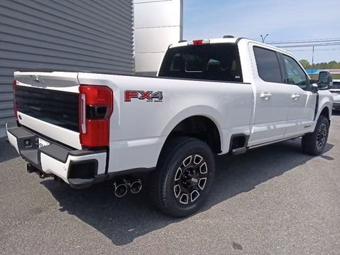 New 2026 Ford F250 Platinum image 3