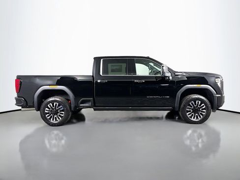 New 2026 GMC Sierra 2500 Denali Ultimate image 8