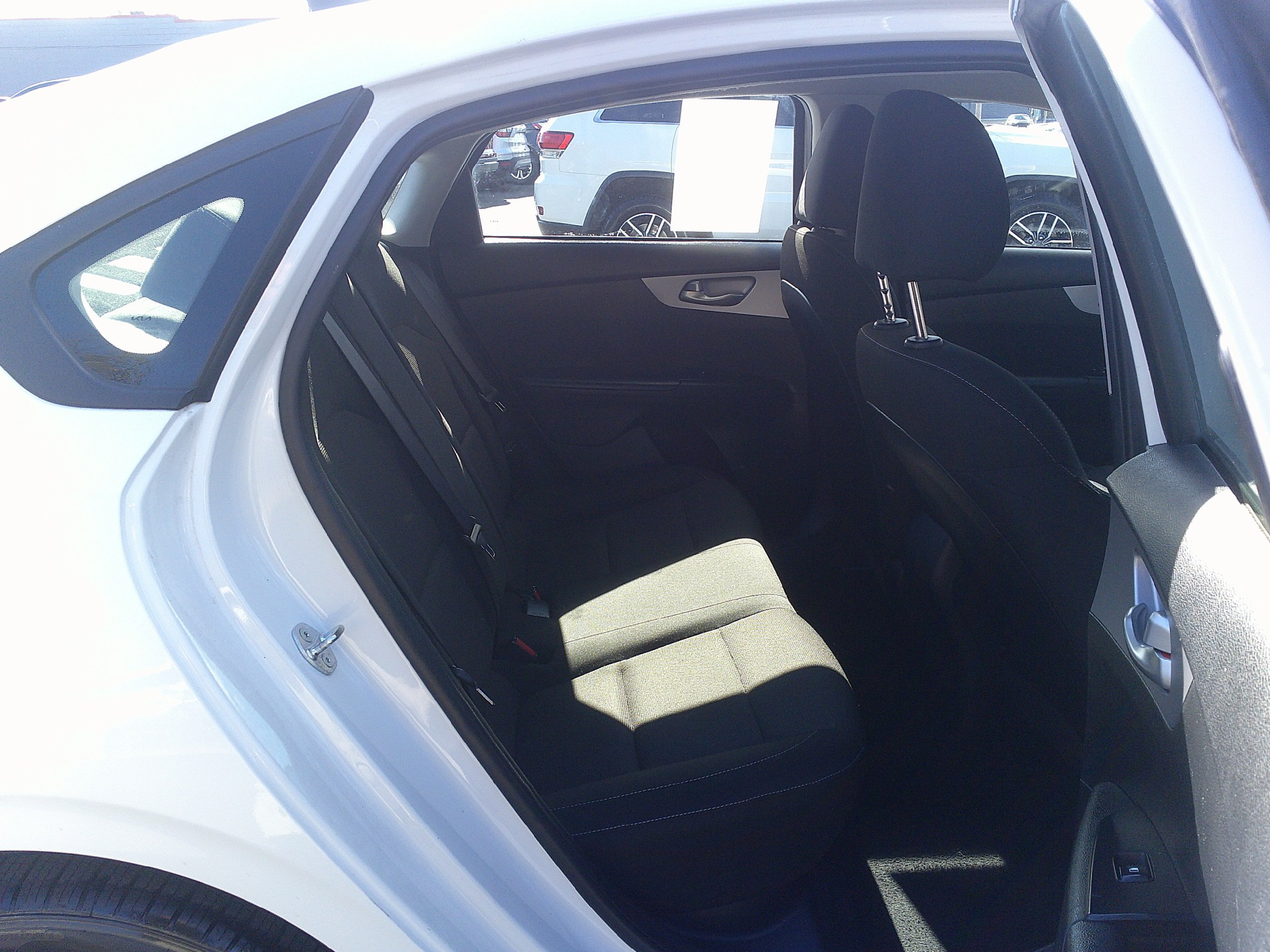 Used 2024 Kia Forte LXS FWD image 19